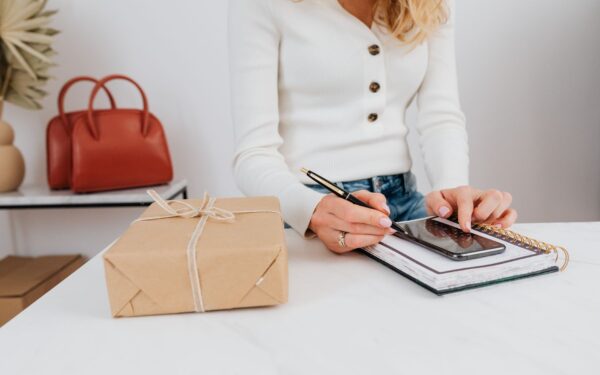 Budget cadeaux sans stress : comment offrir avec un petit budget sans vous ruiner