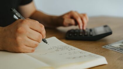 Budget et crédit : comment garder une marge de sécurité quand on emprunte