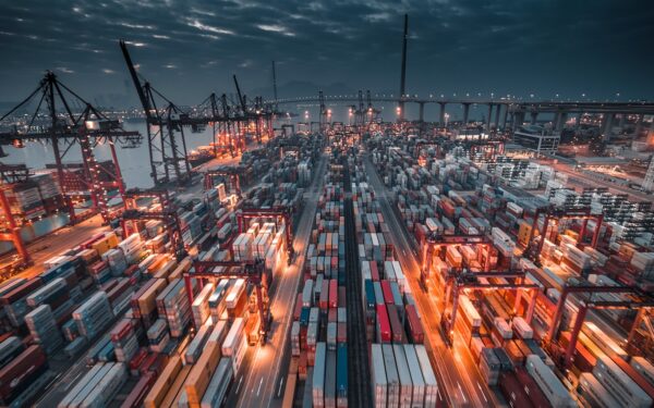 Déficit commercial et balance commerciale : ce que les importations changent pour le pouvoir d’achat