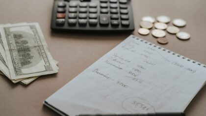 Dépenses variables au quotidien : 7 leviers concrets pour reprendre la main sur votre budget