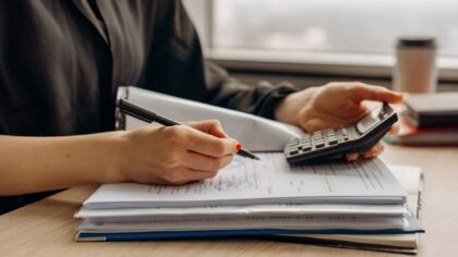 Fiscalité du PEA : comprendre les règles essentielles pour mieux piloter votre épargne de long terme
