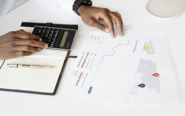 Frais d’investissement : les identifier, les réduire et éviter qu’ils grignotent vos rendements
