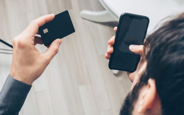 Authentification forte expliquée simplement pour sécuriser ses paiements en ligne