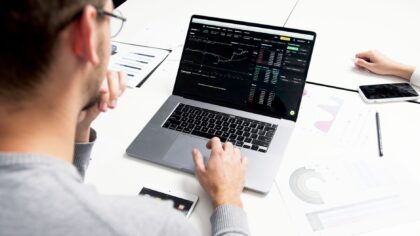 Diversifier son portefeuille sans se disperser : principes simples pour limiter les risques