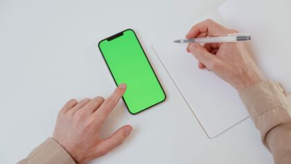Épargner sans s’en rendre compte : 7 automatismes financiers simples à installer