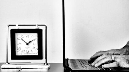 Productivité et temps de travail : ce que l’économie dit de nos journées au bureau